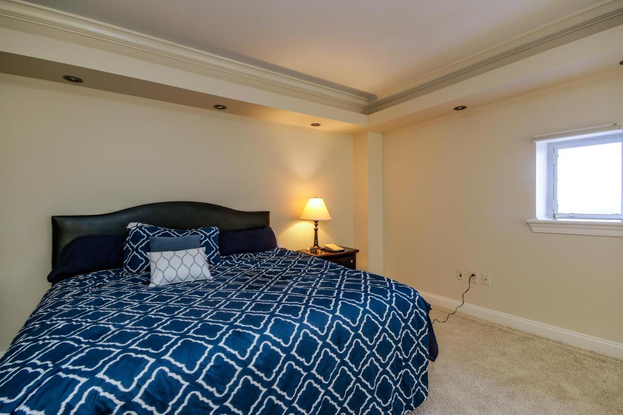 Chase Penthouse At 39 West Baltimore Inner Harbor Convention Center Free Indoor Parking One And Two Bedrooms 외부 사진