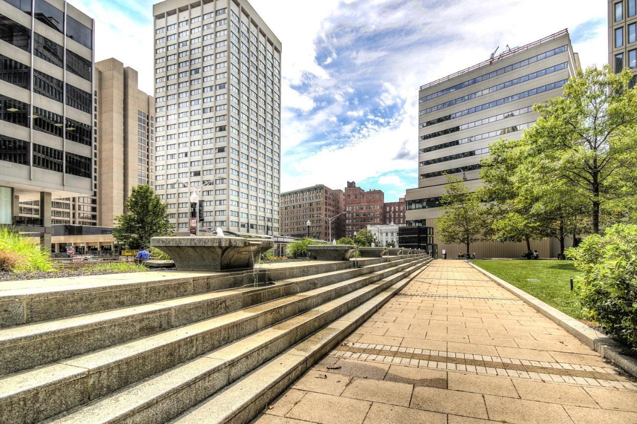 Chase Penthouse At 39 West Baltimore Inner Harbor Convention Center Free Indoor Parking One And Two Bedrooms 외부 사진
