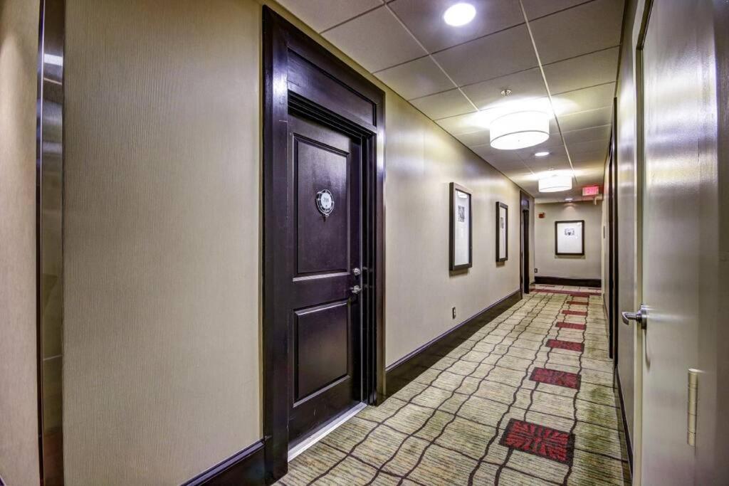 Chase Penthouse At 39 West Baltimore Inner Harbor Convention Center Free Indoor Parking One And Two Bedrooms 외부 사진