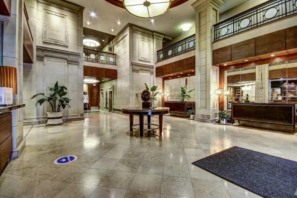 Chase Penthouse At 39 West Baltimore Inner Harbor Convention Center Free Indoor Parking One And Two Bedrooms 외부 사진