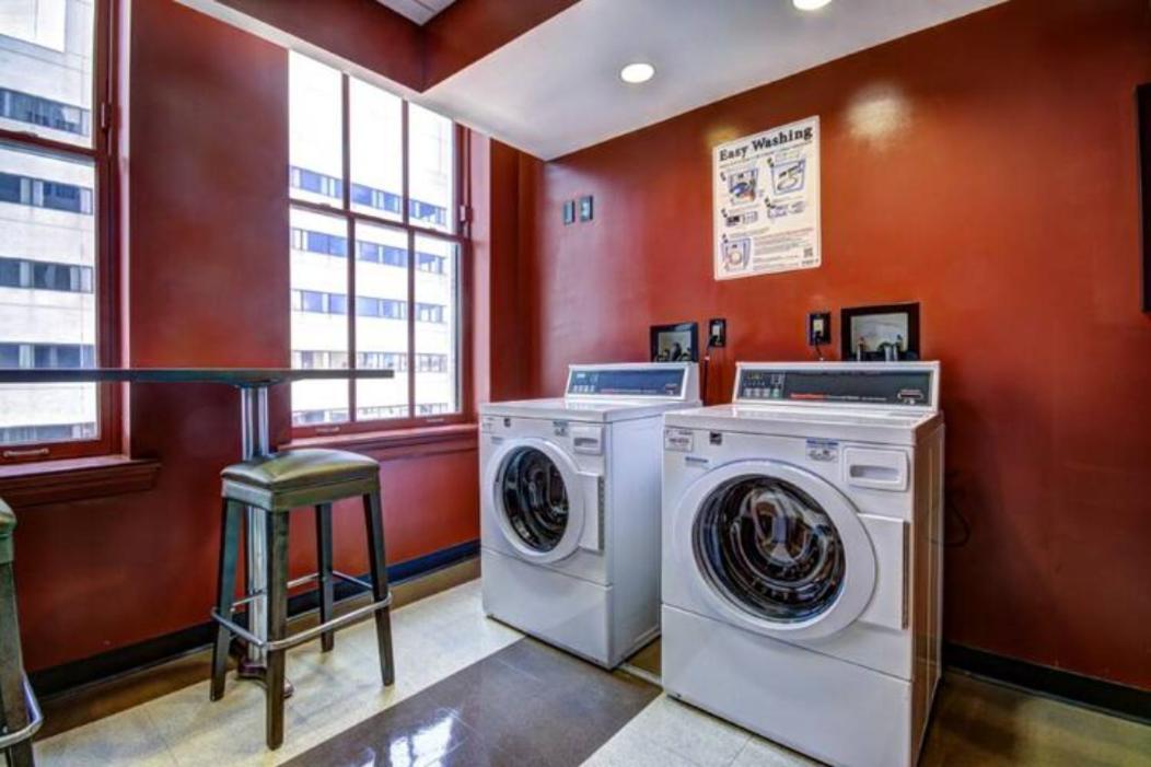 Chase Penthouse At 39 West Baltimore Inner Harbor Convention Center Free Indoor Parking One And Two Bedrooms 외부 사진